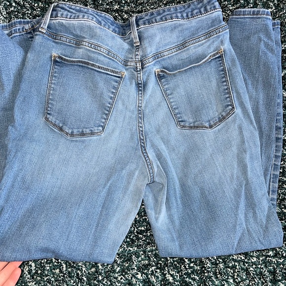 Universal Thread Jeans - Picture 4 of 4